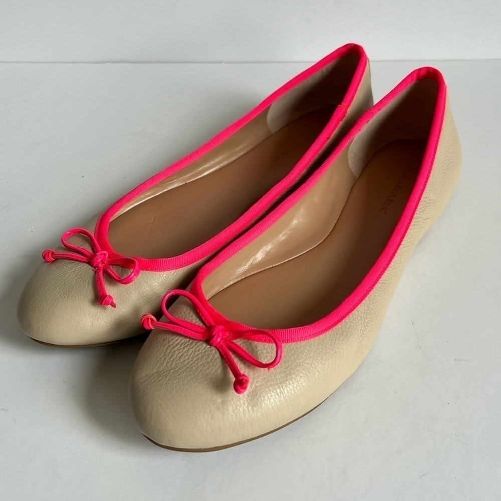 Banana Republic Cream Flats with Pink Trim